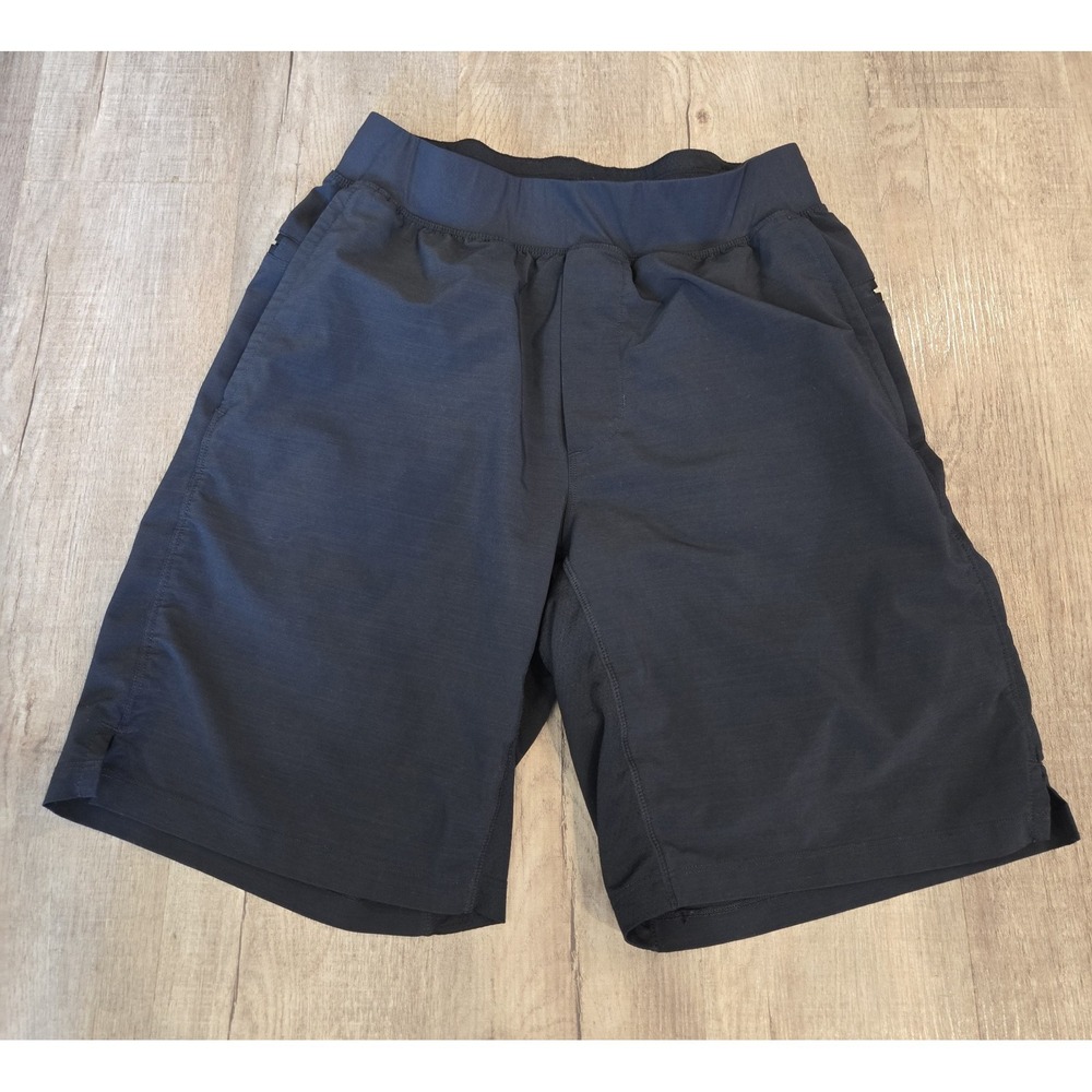 Men's Fabletics Shorts Black‎ Size Small